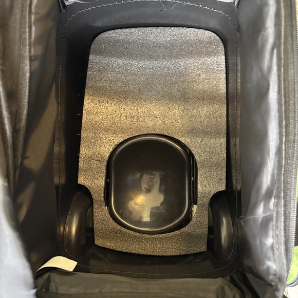 KR KRX Strikeforce Cruiser Smooth Single Ball Roller Bowling Bag Green - Picture 2 of 7